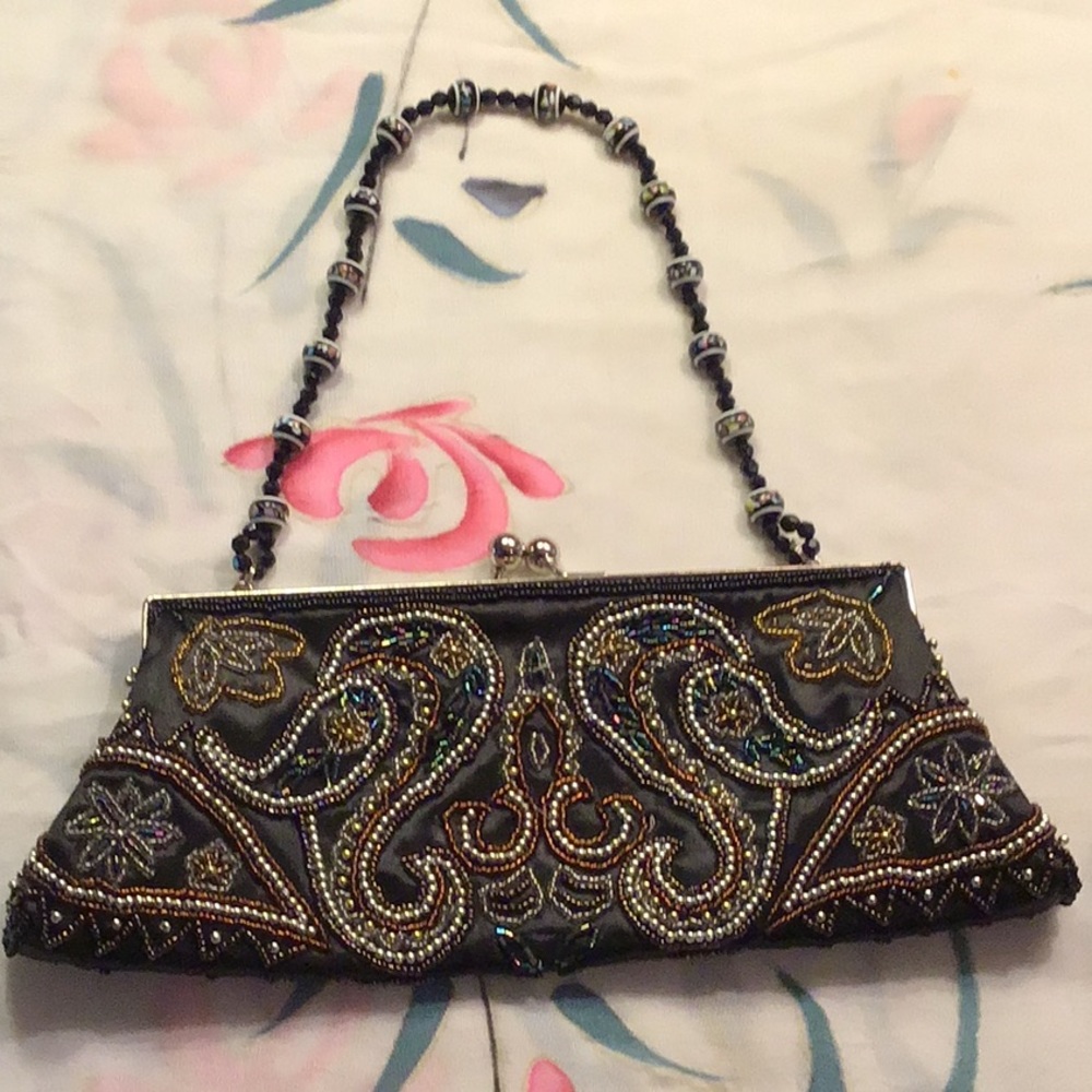 Vintage apt 9 clutch